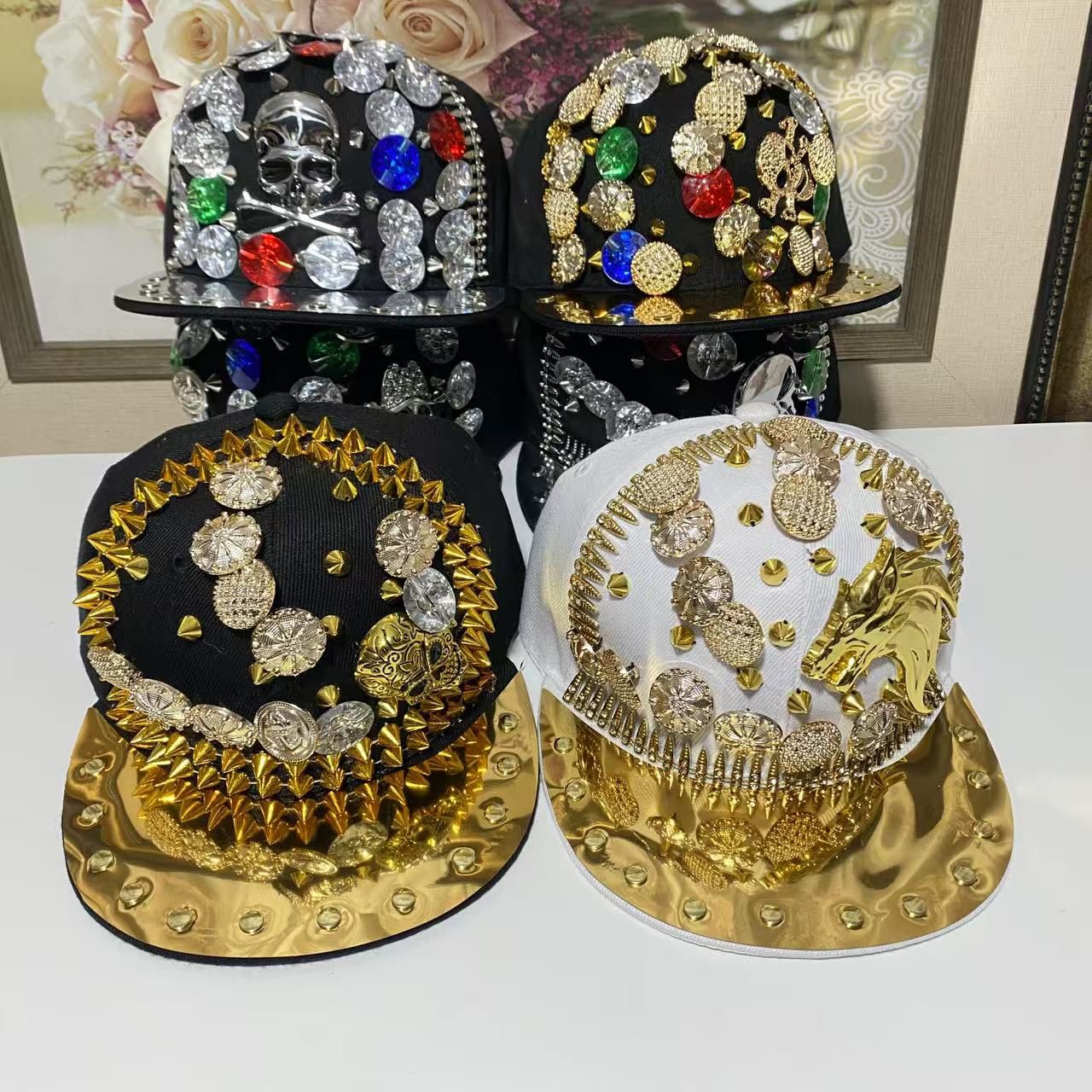 Street Fashion Roma - Men And Women New Handmade Cool