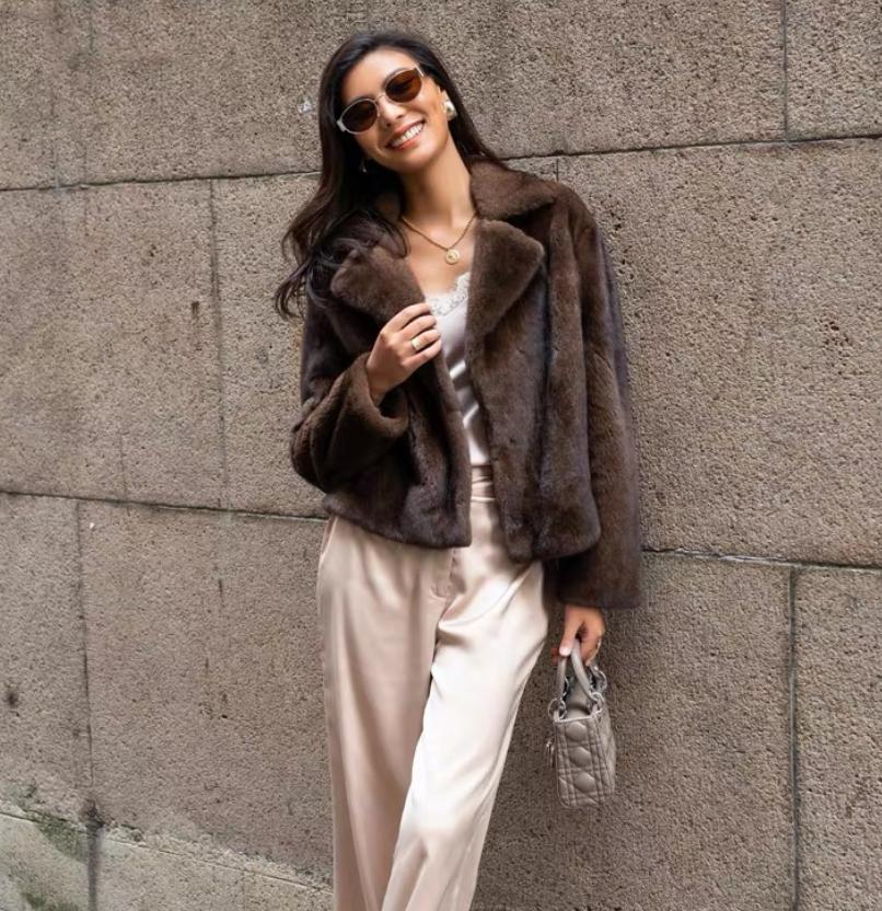 Women's 100% Genuine Mink Fur  - đánh giá và giá Street Fashion Logo
