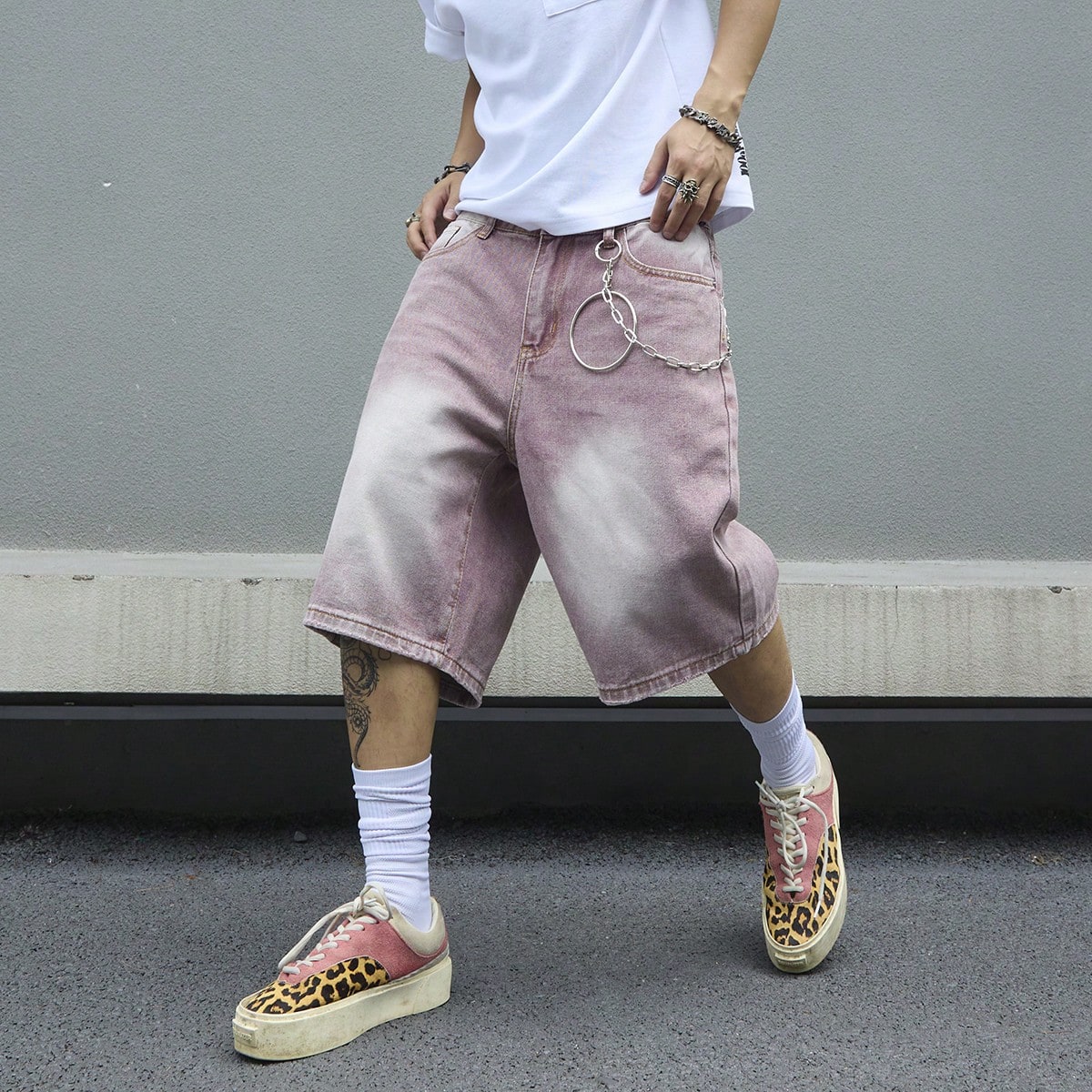 Men's Pink Gradient Denim Shor - đánh giá và giá Street Fashion Art